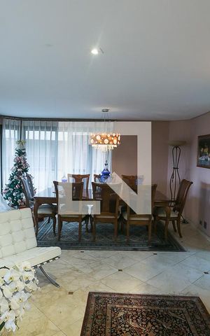Apartamento à venda com 315m², 3 quartos e 5 vagas Apartamento à venda com 315m², 3 quartos e 5 vagasSala