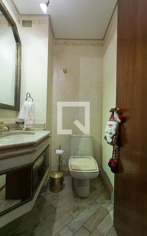 Apartamento à venda com 315m², 3 quartos e 5 vagas Apartamento à venda com 315m², 3 quartos e 5 vagasLavabo