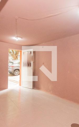 Casa à venda com 125m², 4 quartos e sem vaga Casa à venda com 125m², 4 quartos e sem vagaSala - Quarto - Cozinha