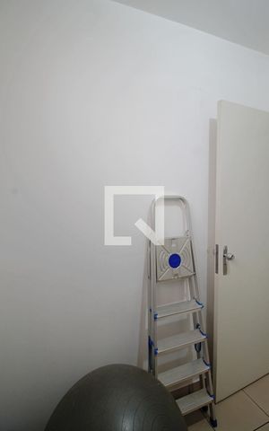 Casa à venda com 400m², 5 quartos e 2 vagas Casa à venda com 400m², 5 quartos e 2 vagasCloset