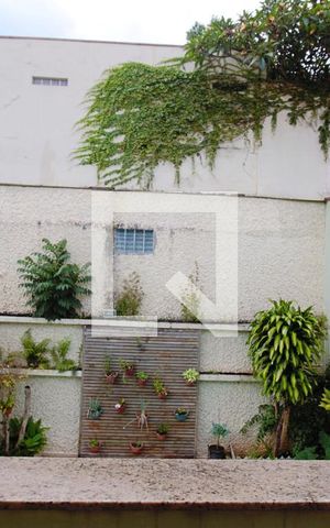 Casa à venda com 400m², 5 quartos e 2 vagas Casa à venda com 400m², 5 quartos e 2 vagasVaranda da Suíte 2
