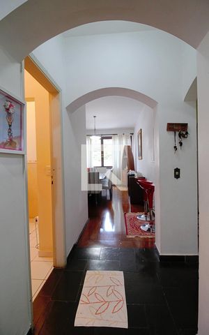 Casa à venda com 400m², 5 quartos e 2 vagas Casa à venda com 400m², 5 quartos e 2 vagasHall de Entrada