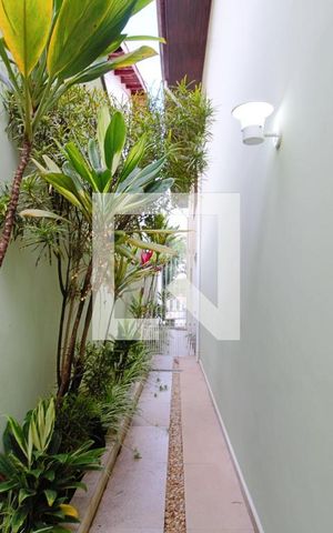 Casa à venda com 400m², 5 quartos e 2 vagas Casa à venda com 400m², 5 quartos e 2 vagasJardim