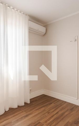 Apartamento à venda com 67m², 3 quartos e 2 vagas Apartamento à venda com 67m², 3 quartos e 2 vagasSuíte