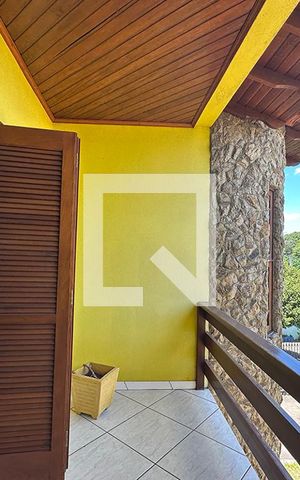 Casa à venda com 400m², 3 quartos e 2 vagasVaranda