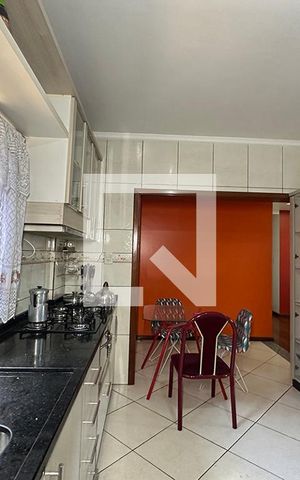 Casa à venda com 400m², 3 quartos e 2 vagasCozinha