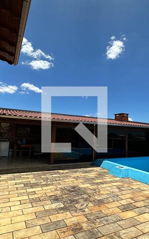 Casa à venda com 400m², 3 quartos e 2 vagasÁrea Externa