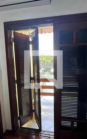 Casa à venda com 400m², 3 quartos e 2 vagasVaranda