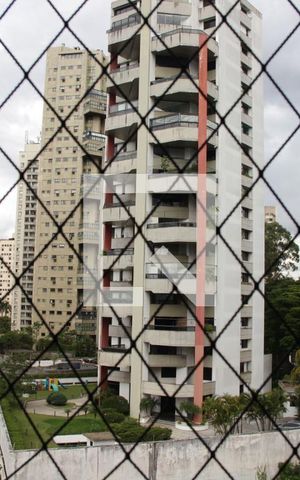 Apartamento à venda com 290m², 4 quartos e 3 vagasVista do Quarto 1