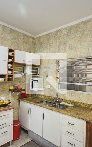 Casa de condomínio à venda com 225m², 3 quartos e 2 vagas Casa de condomínio à venda com 225m², 3 quartos e 2 vagasCozinha