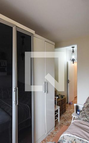 Casa de condomínio à venda com 225m², 3 quartos e 2 vagas Casa de condomínio à venda com 225m², 3 quartos e 2 vagasSuíte