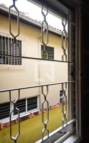 Casa de condomínio à venda com 225m², 3 quartos e 2 vagas Casa de condomínio à venda com 225m², 3 quartos e 2 vagasVista do quarto 2
