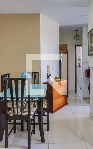 Apartamento à venda com 105m², 2 quartos e 2 vagasSala