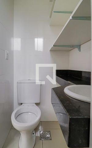 Apartamento para alugar com 63m², 2 quartos e 2 vagasBanheiro de Serviço 