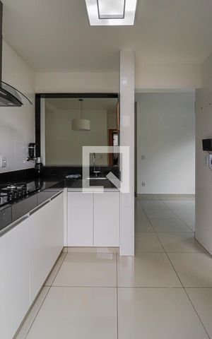 Apartamento para alugar com 63m², 2 quartos e 2 vagasCozinha 