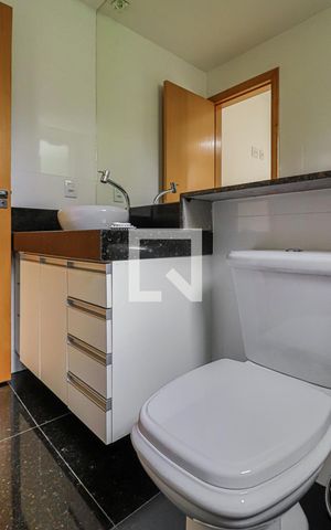 Apartamento para alugar com 63m², 2 quartos e 2 vagasBanheiro do Quarto 1 Suíte 