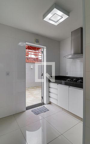 Apartamento para alugar com 63m², 2 quartos e 2 vagasCozinha 