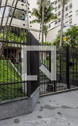 Apartamento à venda com 230m², 5 quartos e 3 vagasFachada