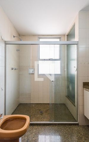 Apartamento à venda com 230m², 5 quartos e 3 vagasBanheiro