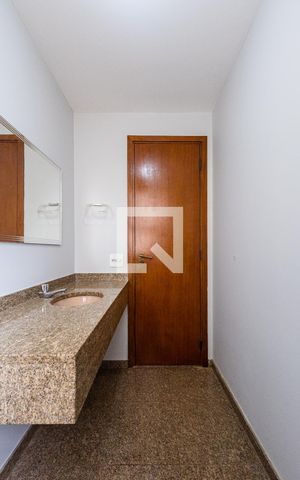 Apartamento à venda com 230m², 5 quartos e 3 vagasLavabo