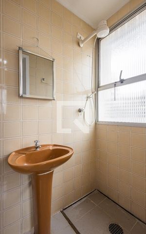 Apartamento à venda com 230m², 5 quartos e 3 vagasBanheiro da Suíte 2
