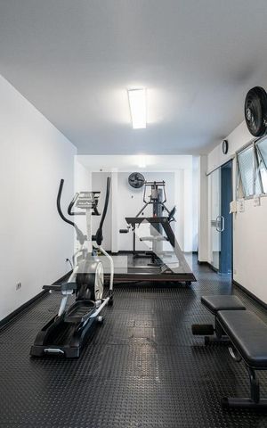 Apartamento à venda com 230m², 5 quartos e 3 vagasAcademia