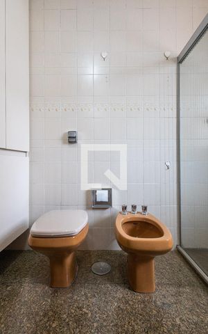 Apartamento à venda com 230m², 5 quartos e 3 vagasBanheiro