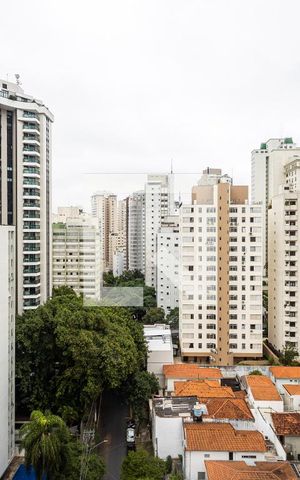 Apartamento à venda com 230m², 5 quartos e 3 vagasVaranda da Sala - Vista