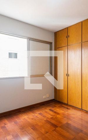 Apartamento à venda com 230m², 5 quartos e 3 vagasQuarto 2