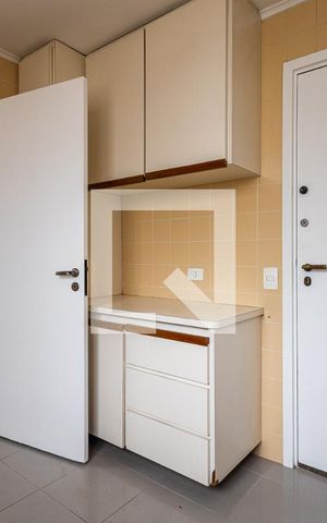 Apartamento à venda com 230m², 5 quartos e 3 vagasÁrea de Serviço