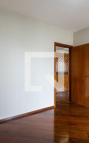 Apartamento à venda com 230m², 5 quartos e 3 vagasQuarto 1