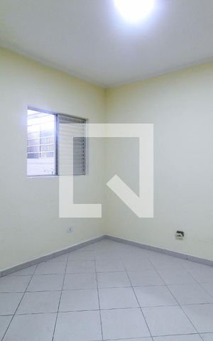 Casa para alugar com 55m², 1 quarto e sem vaga Casa para alugar com 55m², 1 quarto e sem vagaSala