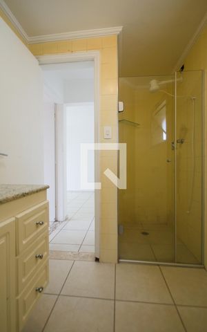 Apartamento para alugar com 45m², 1 quarto e 1 vaga Apartamento para alugar com 45m², 1 quarto e 1 vagaBanheiro