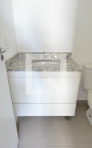 Apartamento à venda com 34m², 1 quarto e sem vagaBanheiro