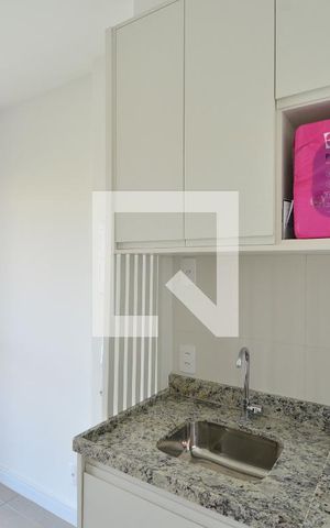 Apartamento à venda com 34m², 1 quarto e sem vagaSala/Cozinha