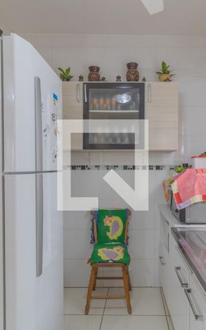 Casa de condomínio à venda com 68m², 2 quartos e 1 vaga Casa de condomínio à venda com 68m², 2 quartos e 1 vagaSala/Cozinha