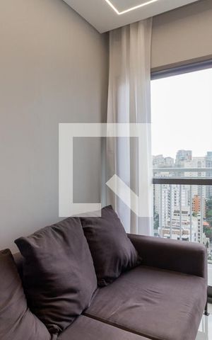 Apartamento à venda com 28m², 1 quarto e sem vaga Apartamento à venda com 28m², 1 quarto e sem vagaSala