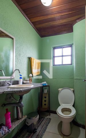 Casa à venda com 60m², 3 quartos e 1 vagaLavabo