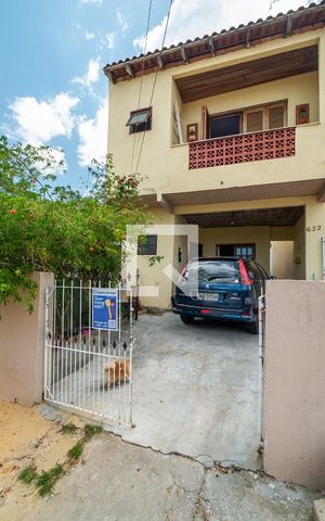 Casa à venda com 60m², 3 quartos e 1 vagaFachada
