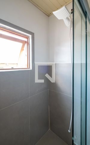 Casa à venda com 60m², 3 quartos e 1 vagaSuíte