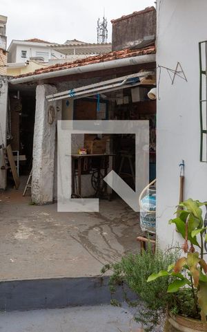 Casa à venda com 220m², 1 quarto e 1 vaga Casa à venda com 220m², 1 quarto e 1 vagaQuintal