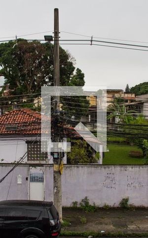 Casa à venda com 90m², 3 quartos e 1 vagaSuíte 01 - Janela
