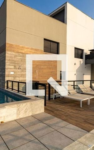 Studio à venda com 38m², 1 quarto e 1 vaga Studio à venda com 38m², 1 quarto e 1 vagaÁrea comum - Piscina