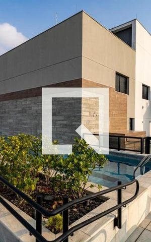 Studio à venda com 38m², 1 quarto e 1 vaga Studio à venda com 38m², 1 quarto e 1 vagaÁrea comum - Piscina