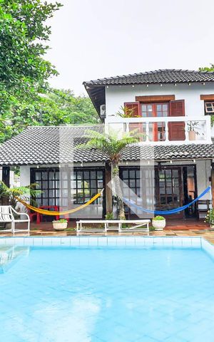 Casa para alugar com 650m², 7 quartos e 5 vagas Casa para alugar com 650m², 7 quartos e 5 vagasFundos da Casa