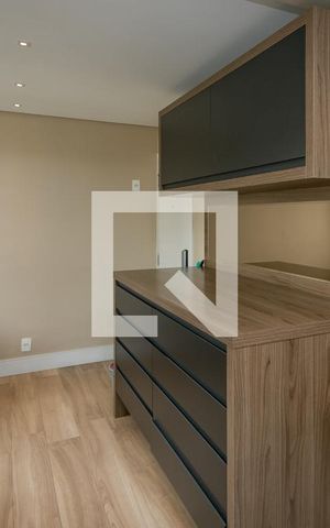 Apartamento à venda com 185m², 3 quartos e 1 vaga Apartamento à venda com 185m², 3 quartos e 1 vagaSala