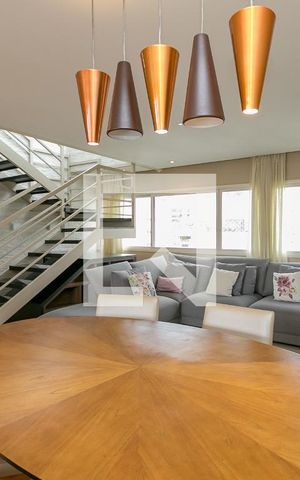 Apartamento à venda com 185m², 3 quartos e 1 vaga Apartamento à venda com 185m², 3 quartos e 1 vagaSala
