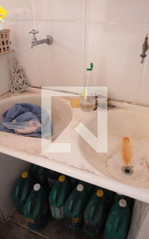 Casa à venda com 90m², 3 quartos e 1 vagaArea de Serviço 2