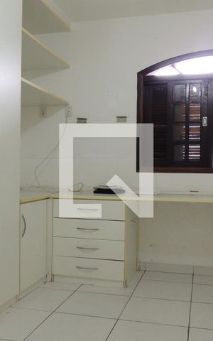 Casa à venda com 548m², 8 quartos e 2 vagasQuarto Suíte 6
