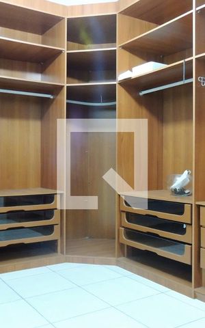 Casa à venda com 548m², 8 quartos e 2 vagasGloset da Suíte 8